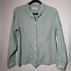L.L. Bean Long Sleeve Button Down Cotton Polyester Shirt size M, green